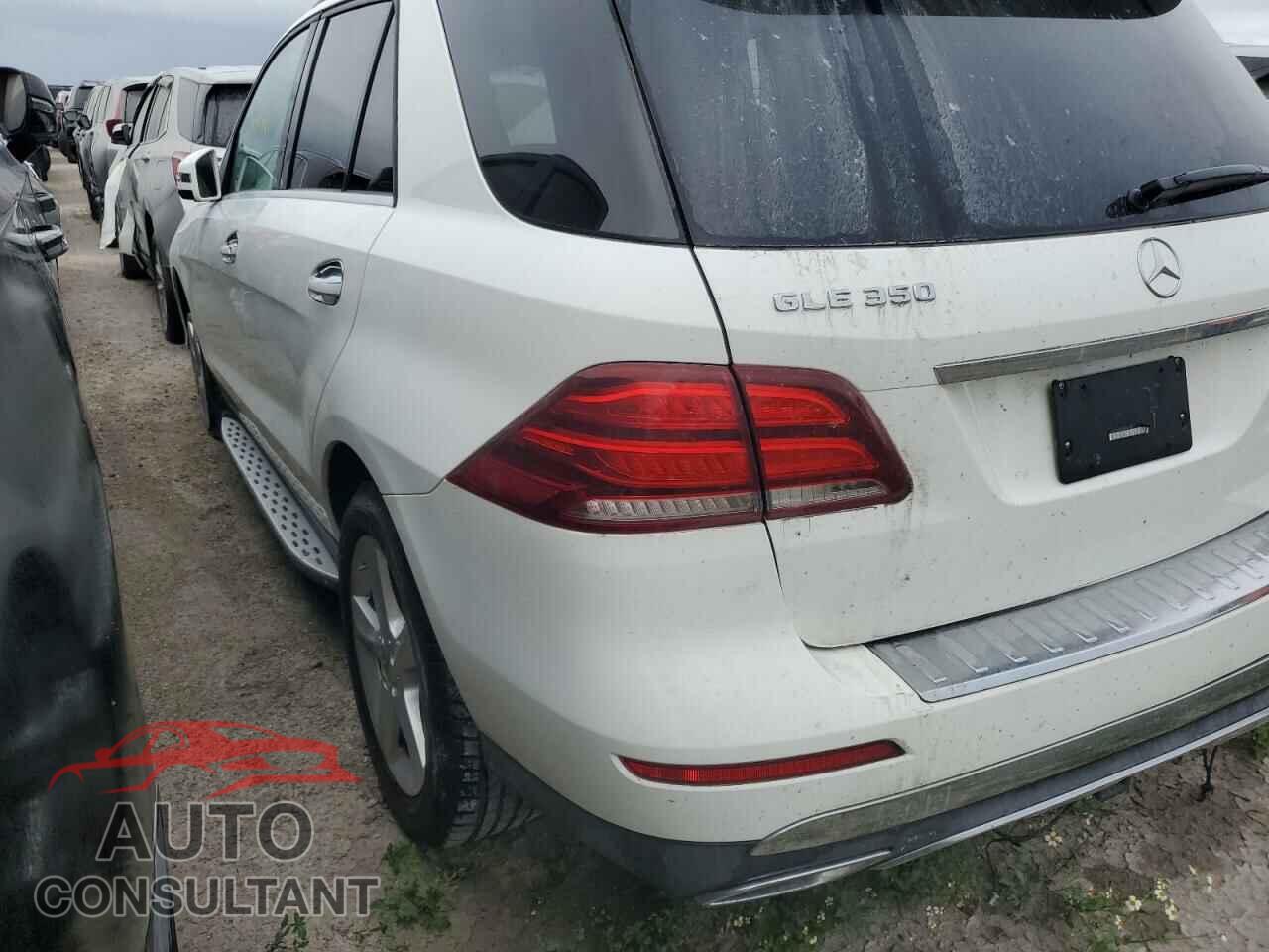 MERCEDES-BENZ GLE-CLASS 2018 - 4JGDA5HBXJB044106