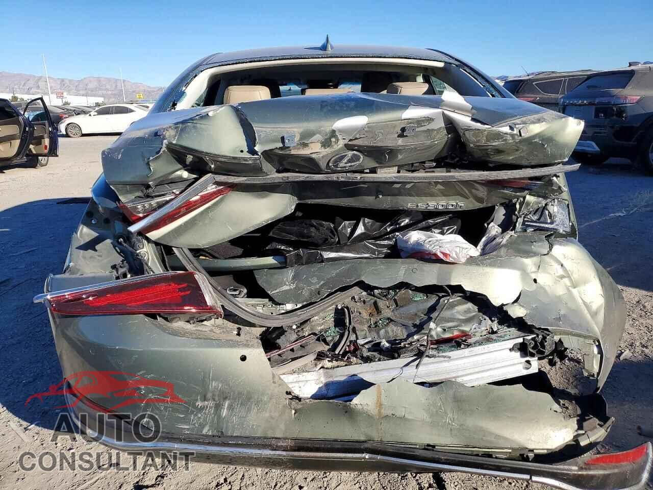LEXUS ES300 2020 - 58AD21B15LU010015