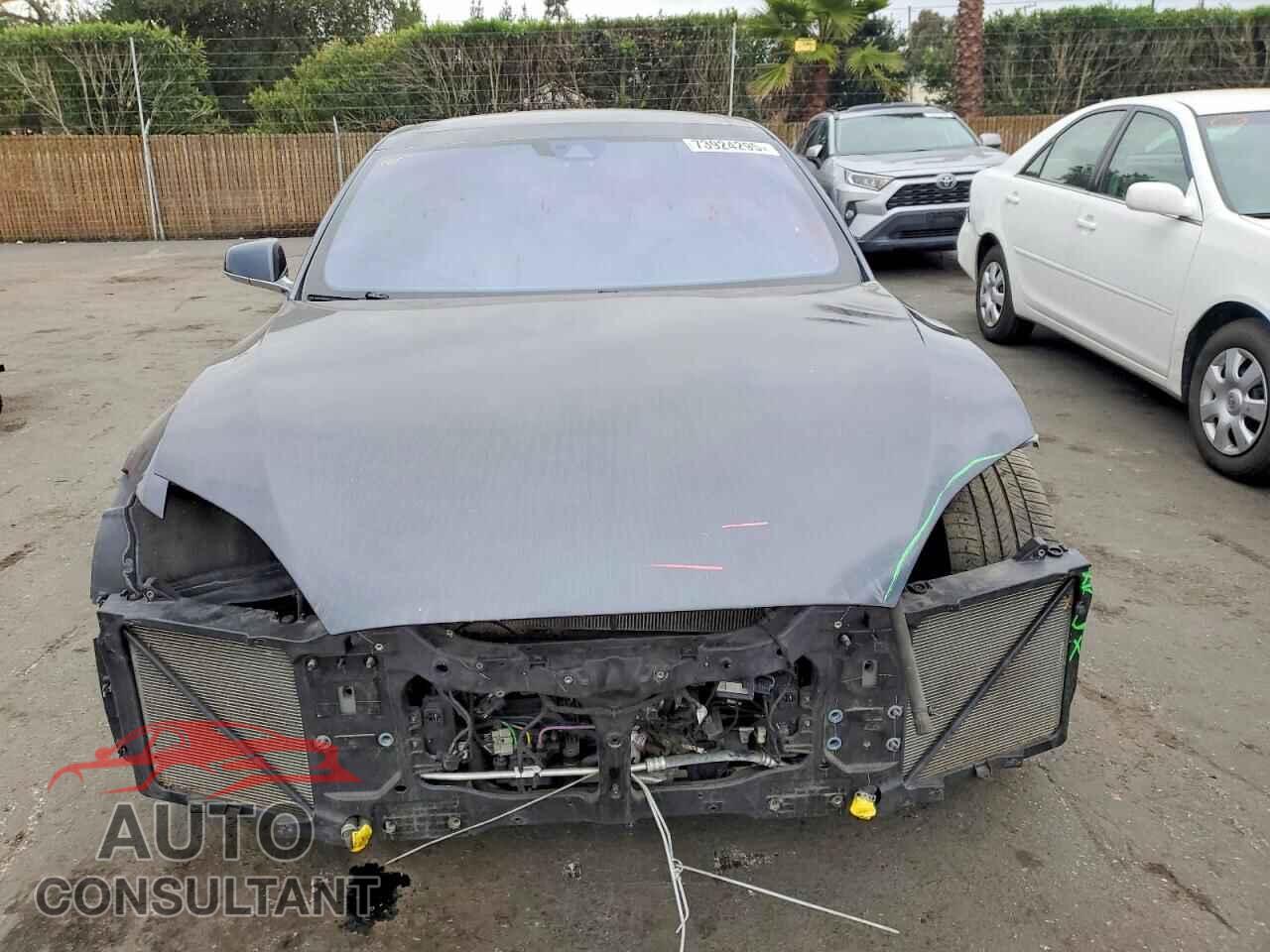 TESLA MODEL S 2016 - 5YJSA1E25GF150526