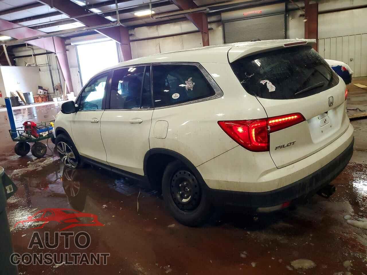 HONDA PILOT 2017 - 5FNYF6H80HB054247