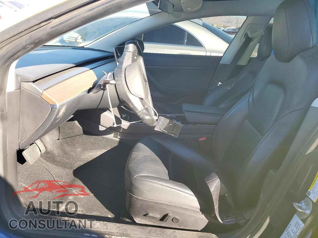 TESLA MODEL 3 2020 - 5YJ3E1EA4LF611967