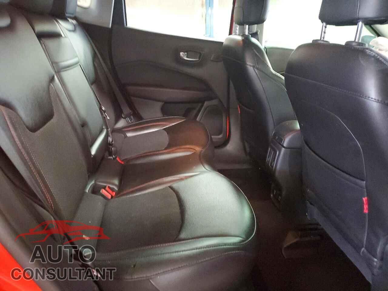 JEEP COMPASS 2020 - 3C4NJDDB7LT132086