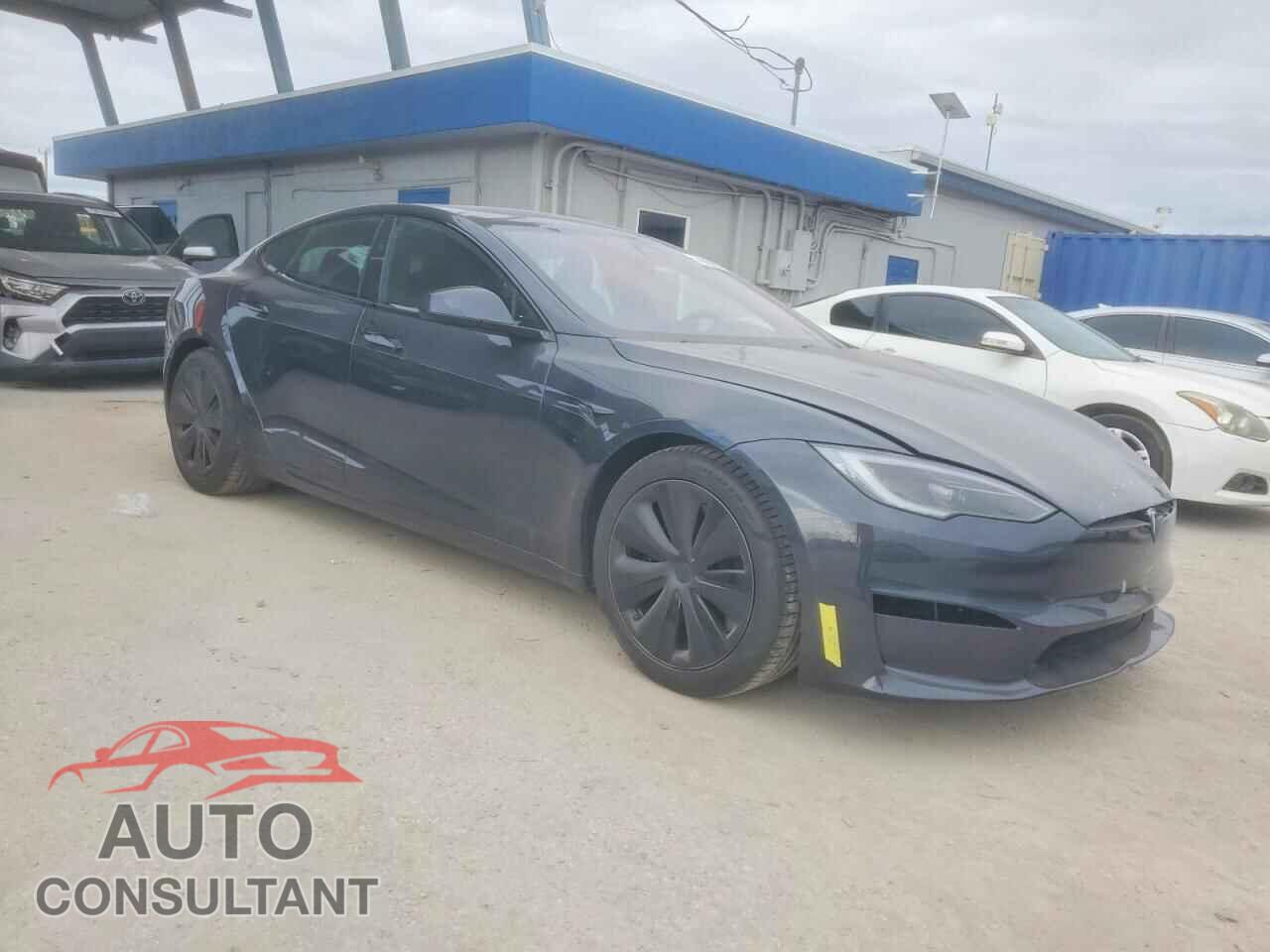 TESLA MODEL S 2024 - 5YJSA1E50RF534100