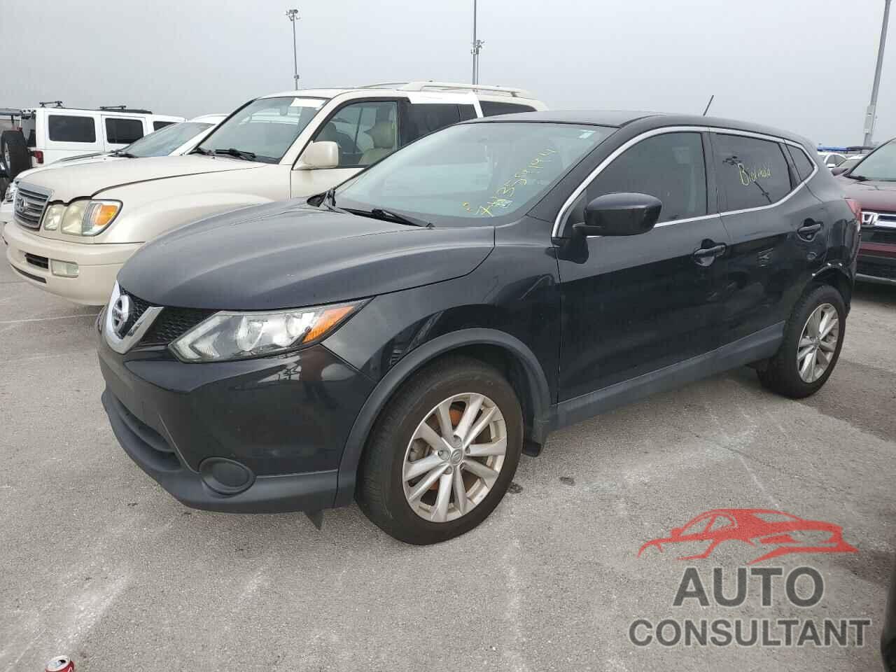 NISSAN ROGUE 2017 - JN1BJ1CP9HW018982