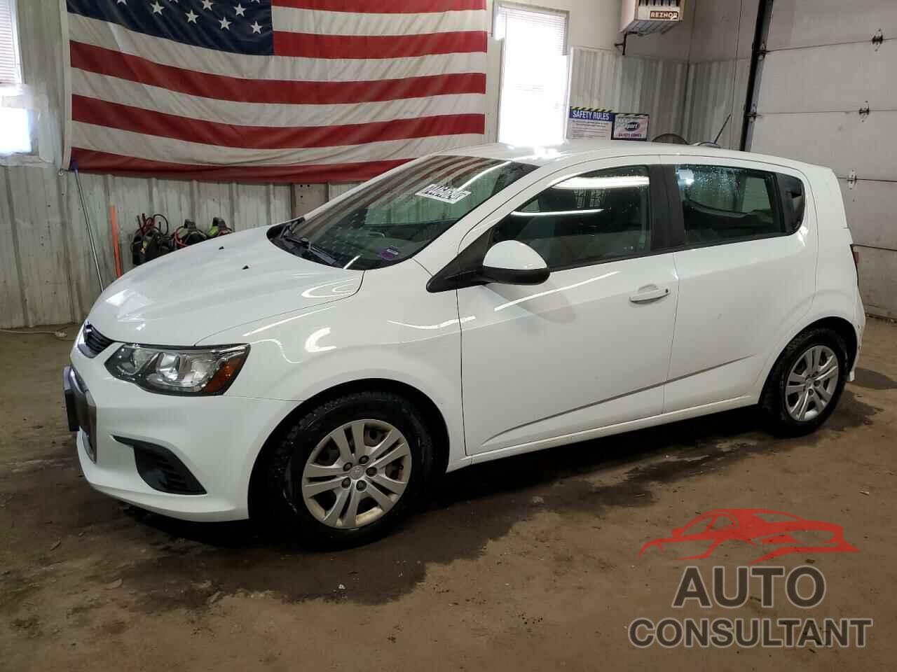 CHEVROLET SONIC 2019 - 1G1JG6SB7K4143923