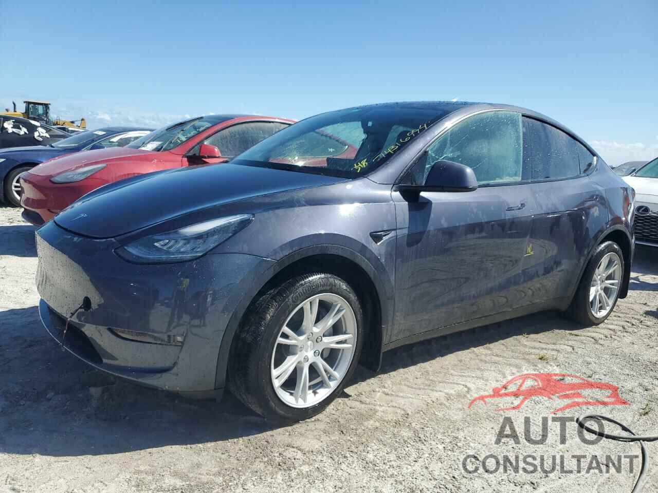 TESLA MODEL Y 2021 - 5YJYGDEE3MF278330