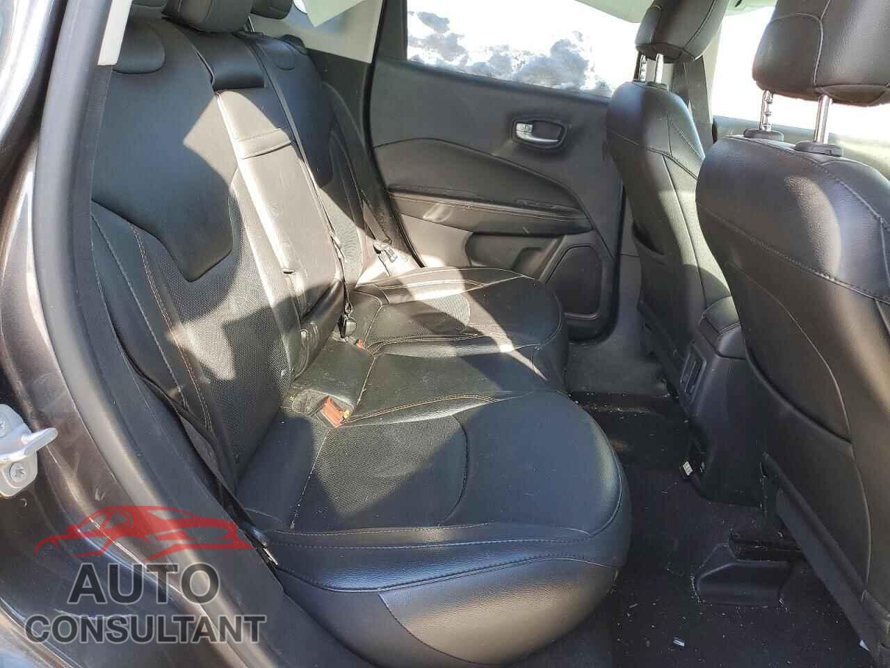 JEEP COMPASS 2019 - 3C4NJDCB3KT775504