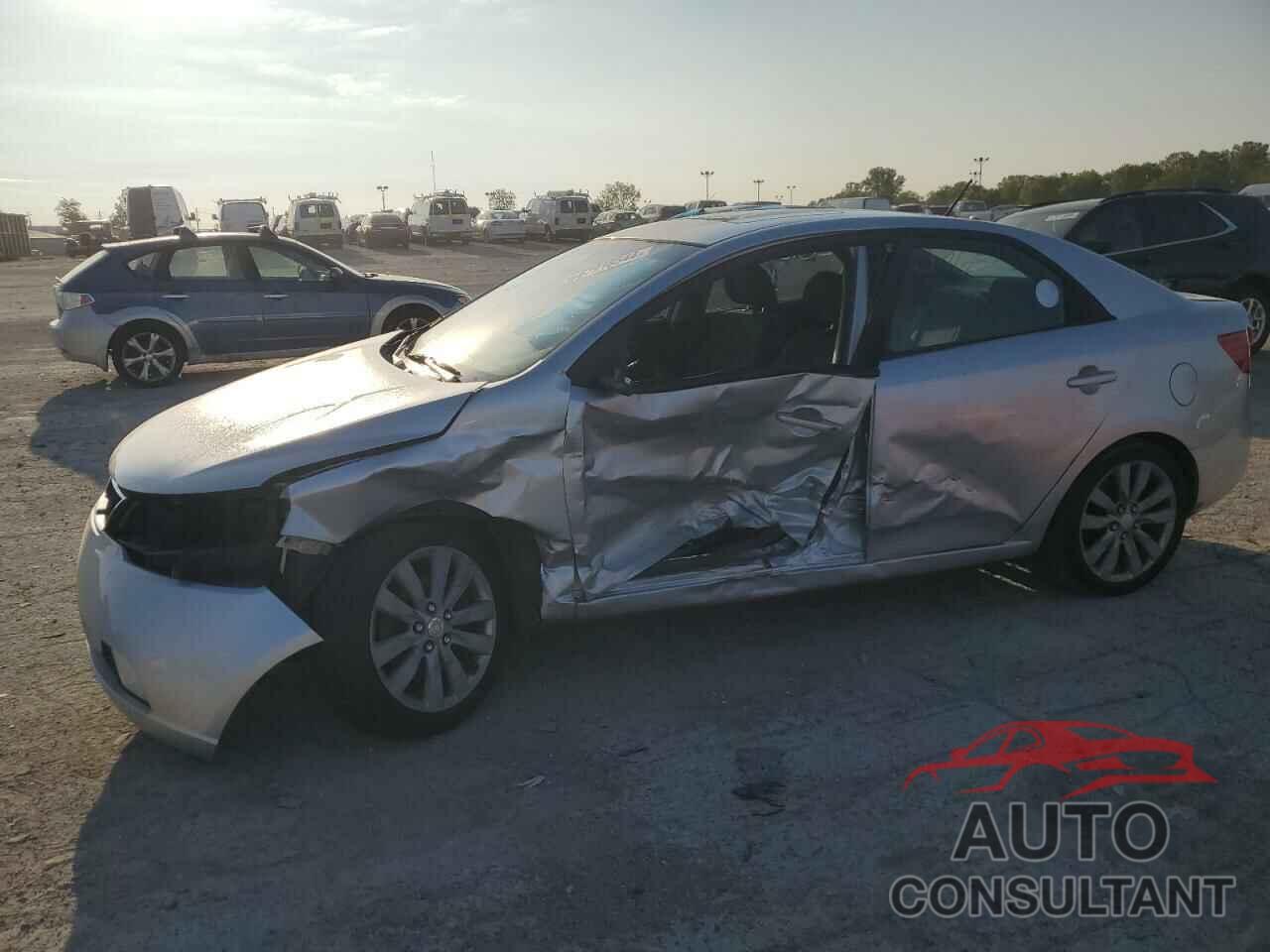 KIA FORTE 2010 - KNAFW4A34A5076525