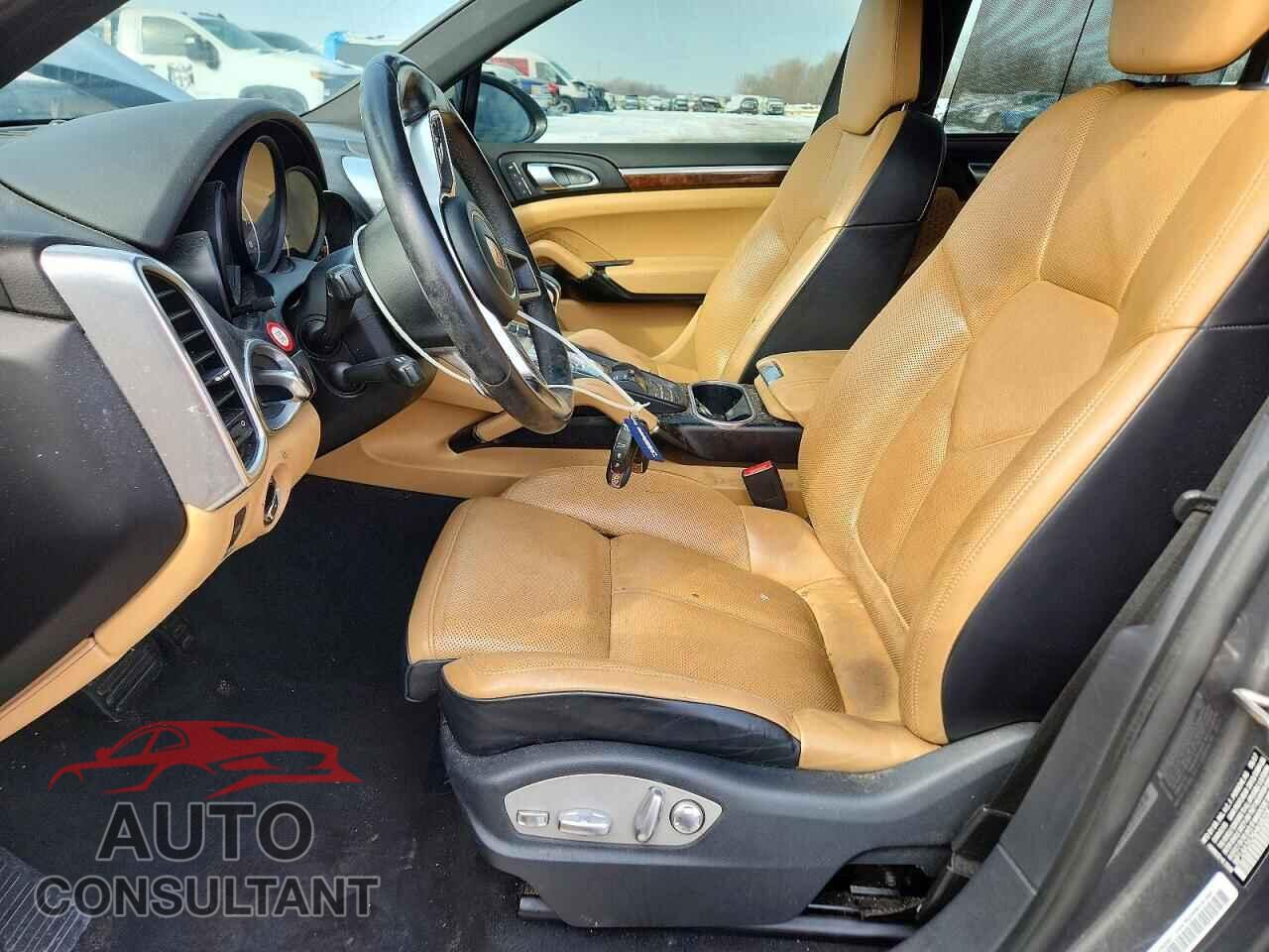 PORSCHE CAYENNE 2017 - WP1AA2A26HKA92064