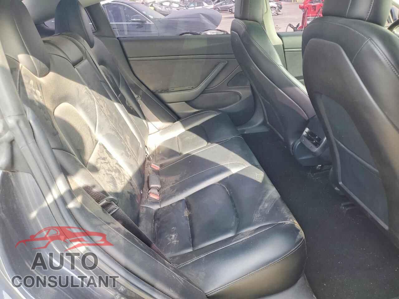 TESLA MODEL 3 2019 - 5YJ3E1EA1KF435345