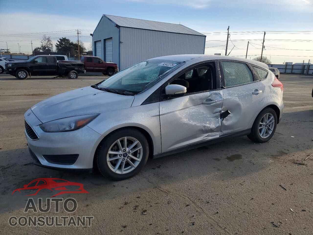 FORD FOCUS 2017 - 1FADP3K23HL210766