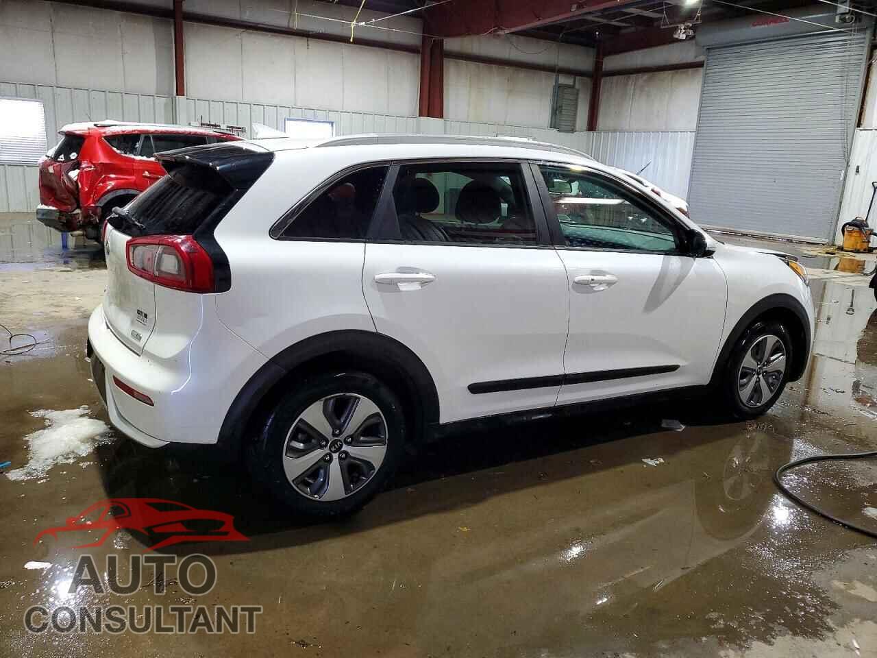KIA NIRO 2017 - KNDCC3LC9H5070137