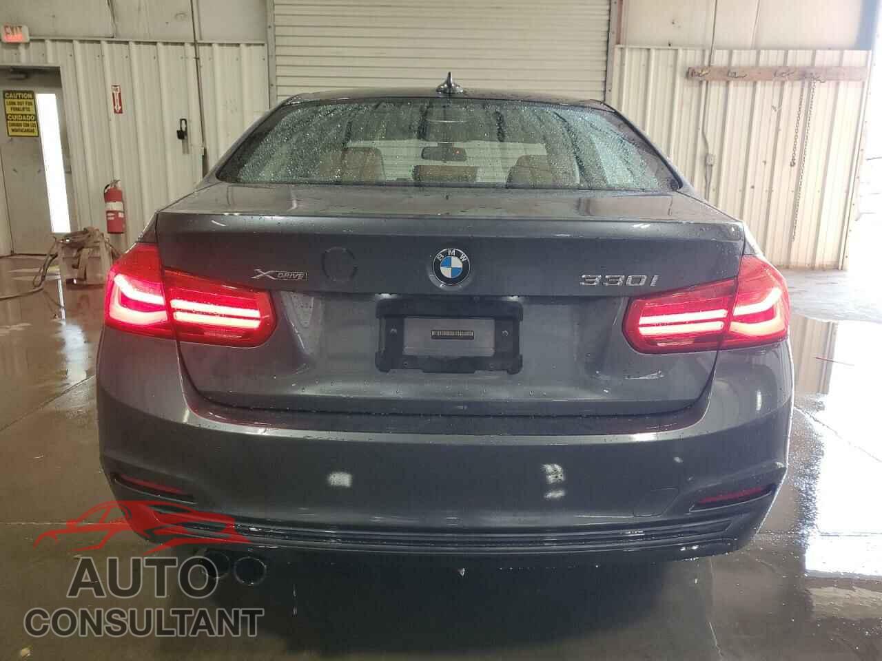 BMW 3 SERIES 2018 - WBA8D9G59JNU67917