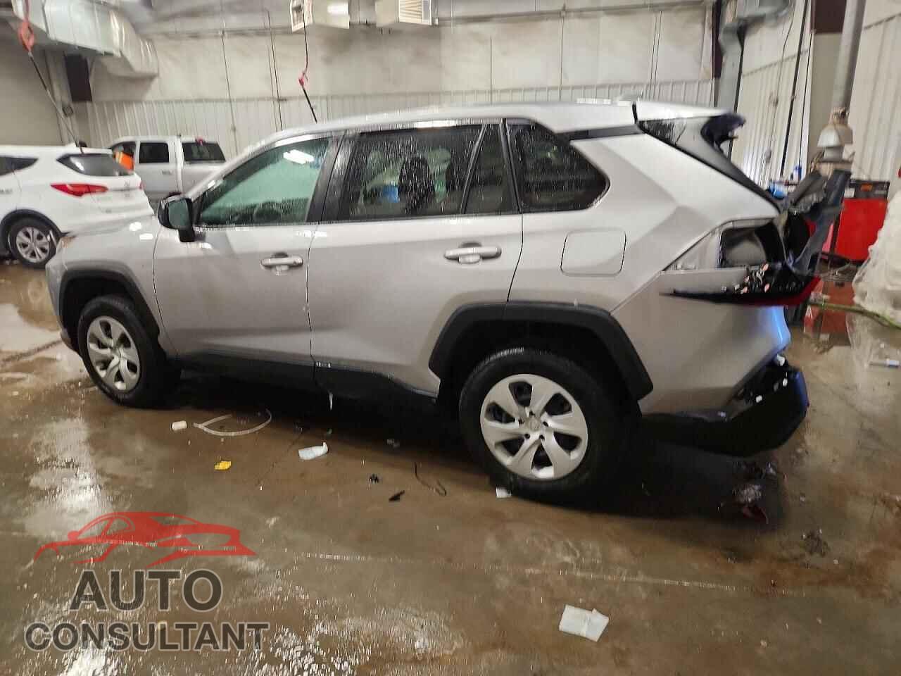 TOYOTA RAV4 2022 - 2T3H1RFV5NC176084