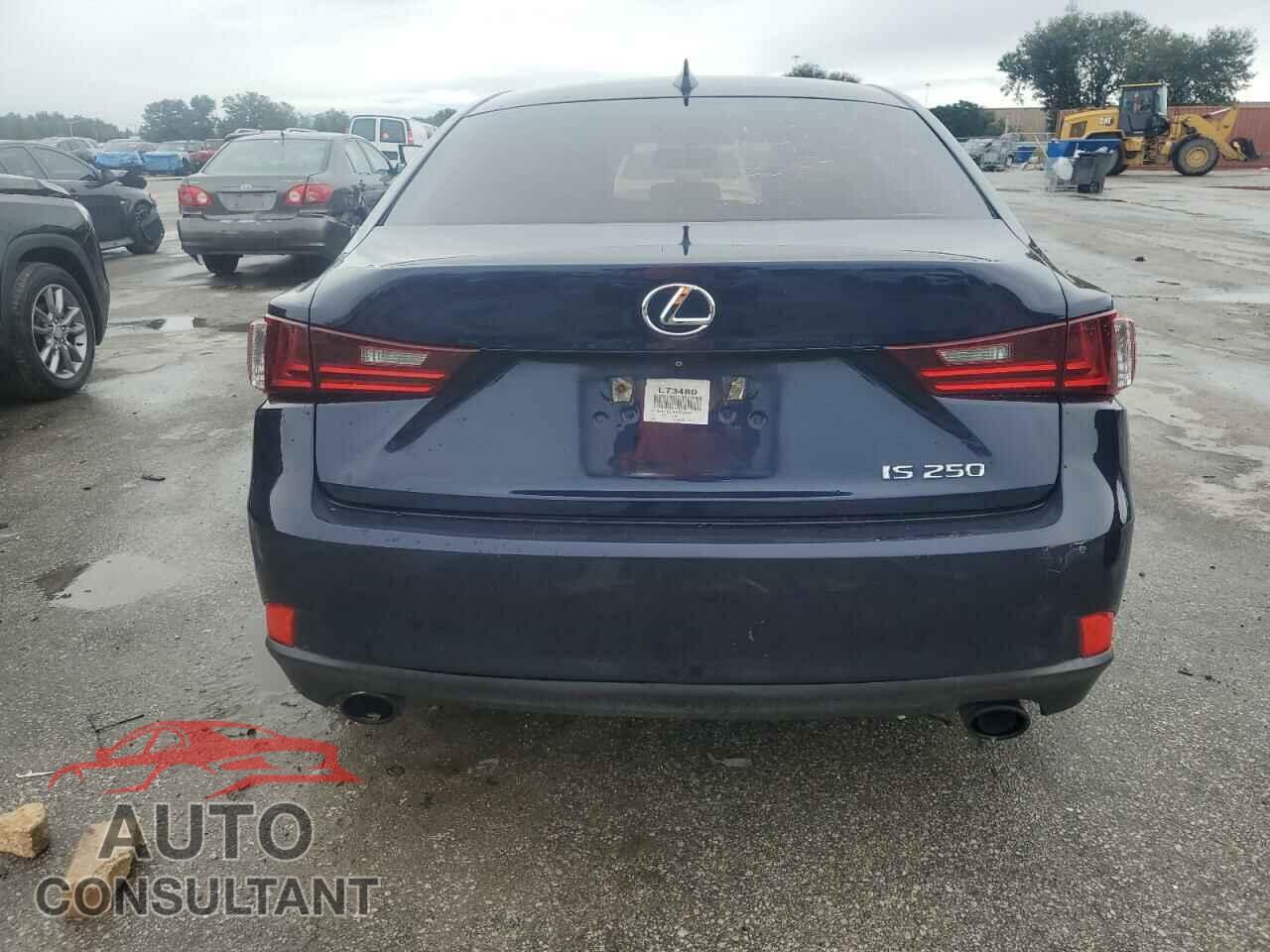 LEXUS IS 2015 - JTHBF1D27F5072249