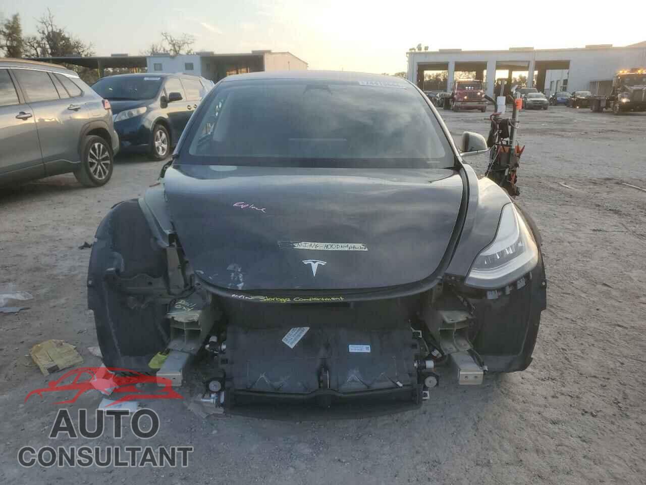 TESLA MODEL 3 2018 - 5YJ3E1EA8JF046619