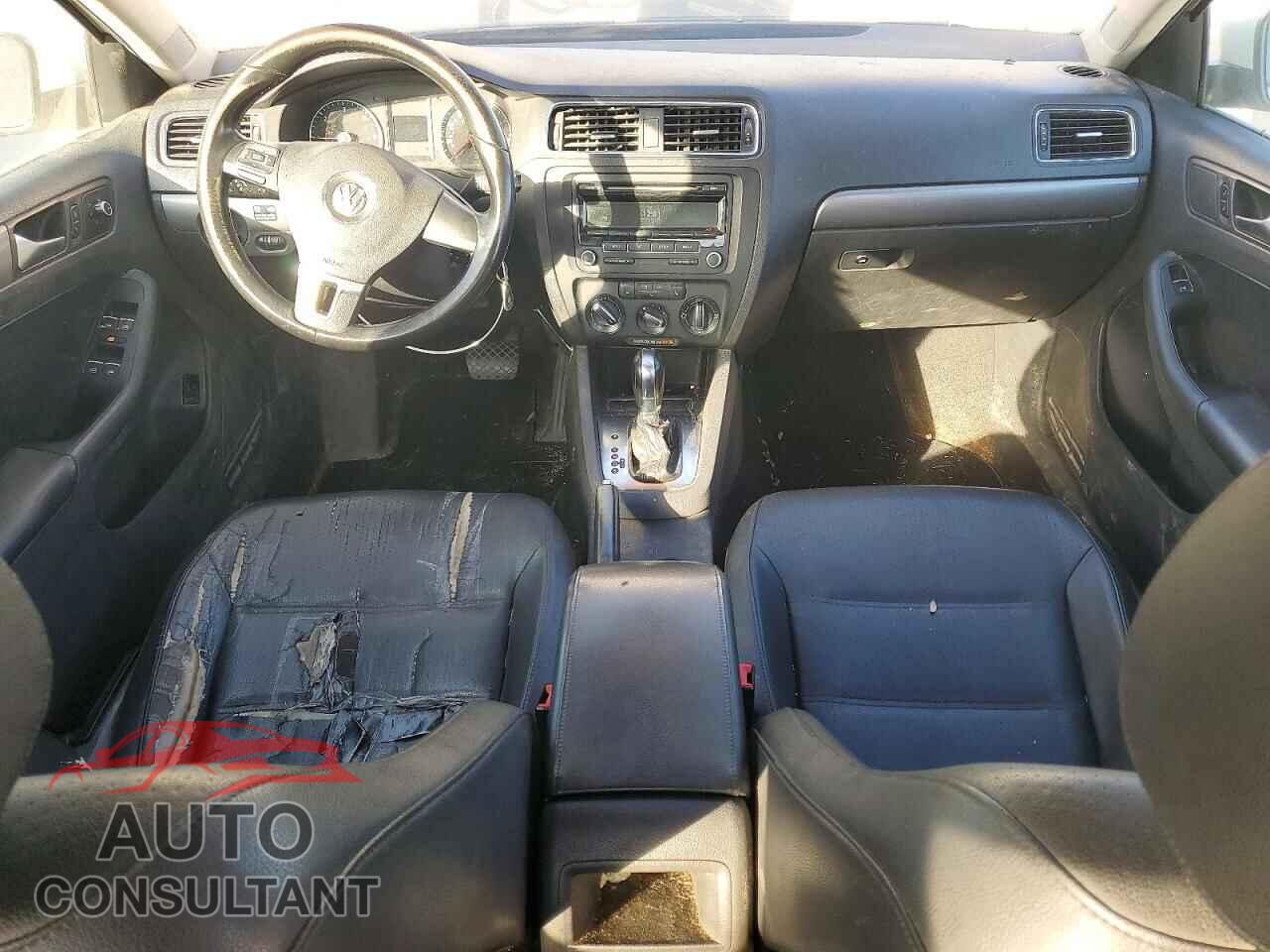 VOLKSWAGEN JETTA 2013 - 3VWLL7AJ0DM207699