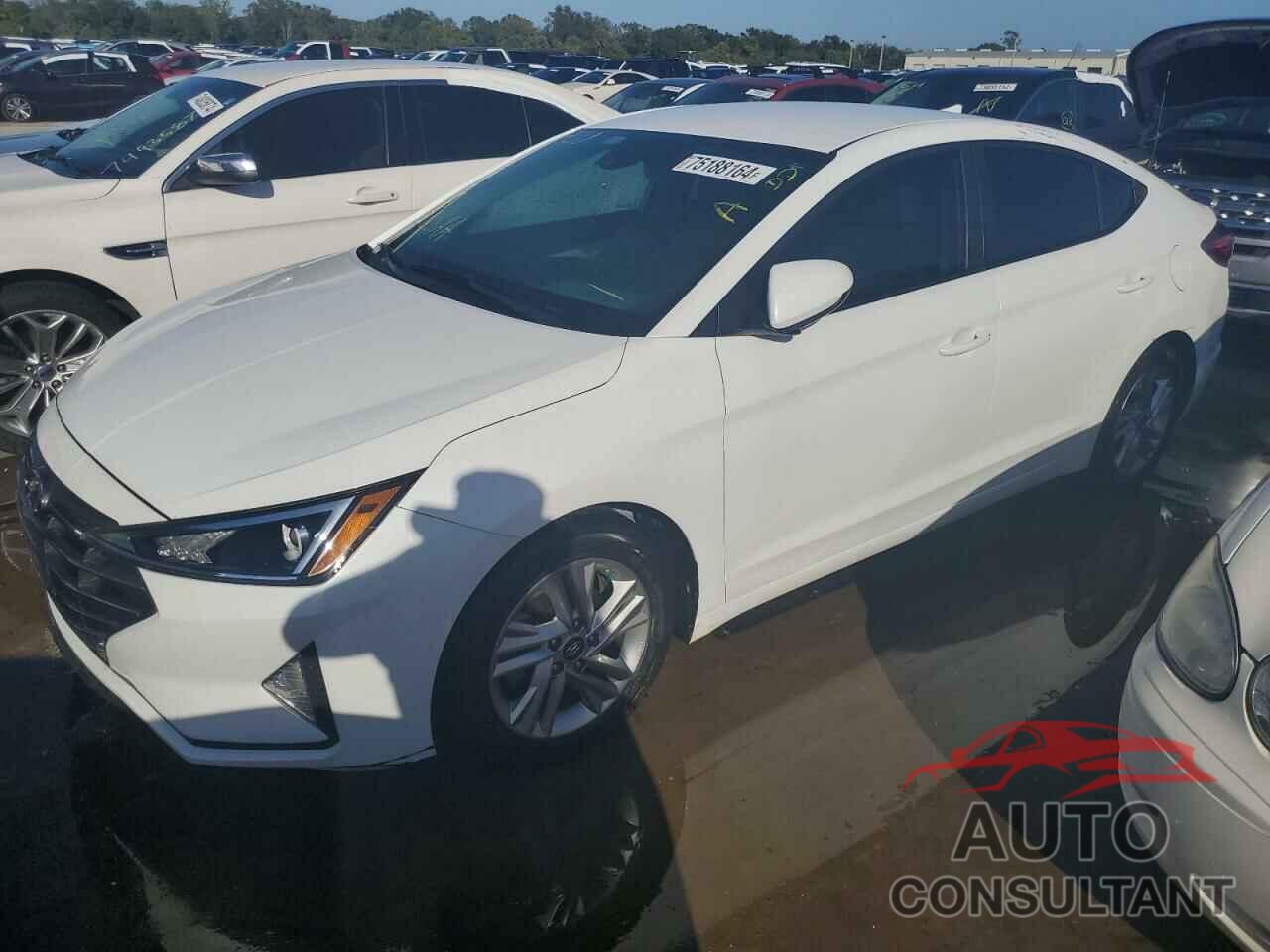 HYUNDAI ELANTRA 2020 - 5NPD84LF8LH573382