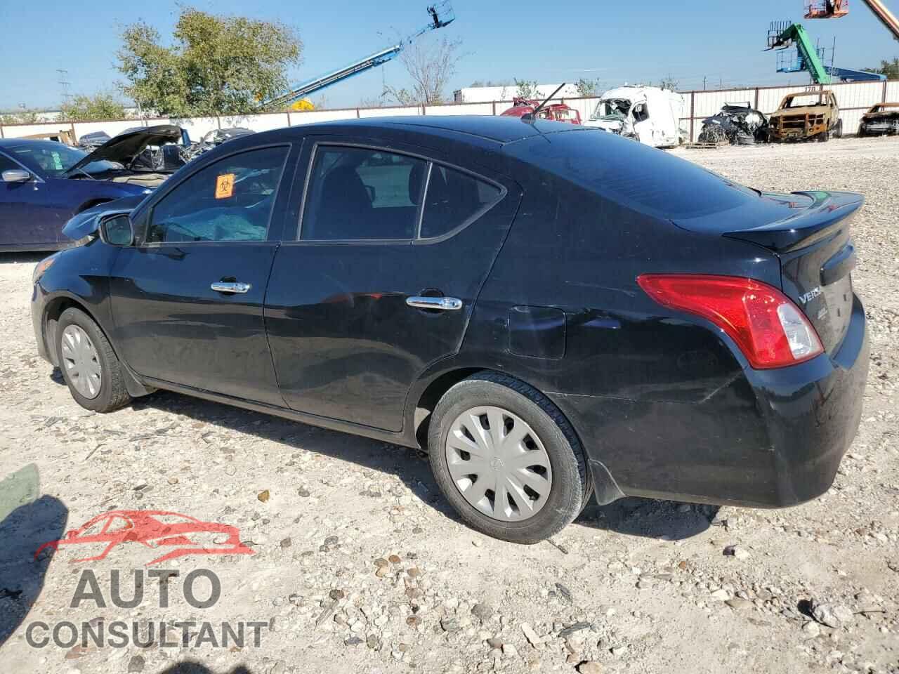 NISSAN VERSA 2019 - 3N1CN7AP5KL836852