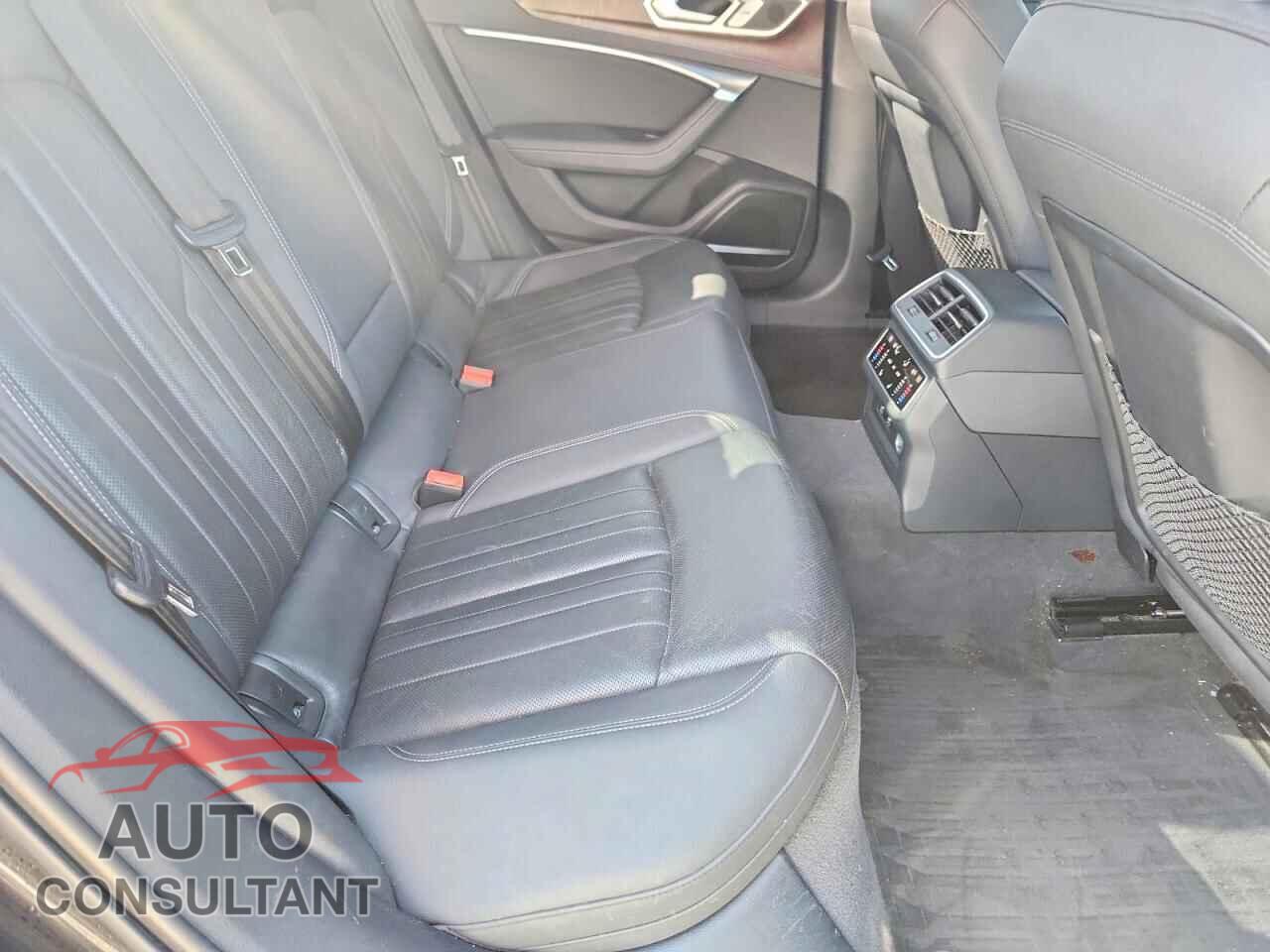 AUDI A6 2019 - WAUL2AF27KN097268