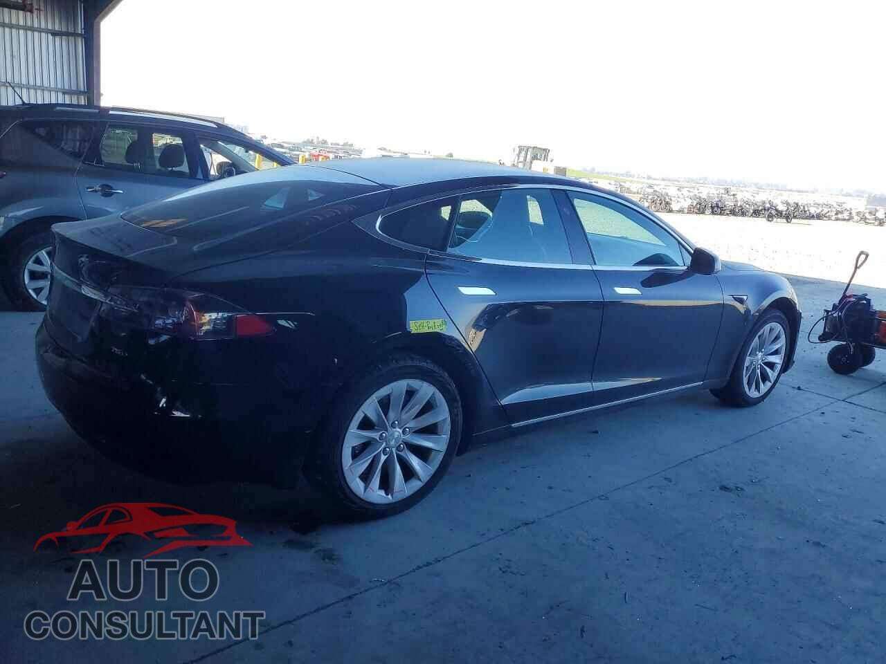 TESLA MODEL S 2018 - 5YJSA1E22JF248419