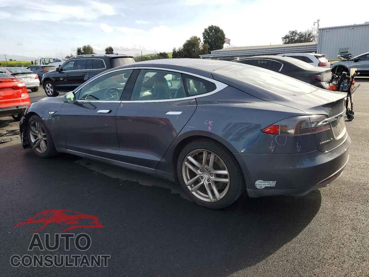 TESLA MODEL S 2016 - 5YJSA1E14GF125981