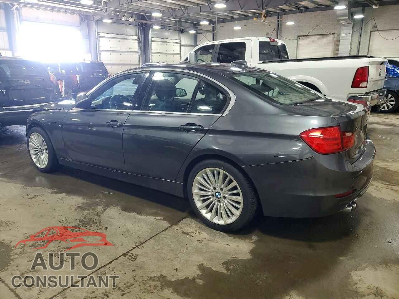 BMW 3 SERIES 2013 - WBA3B3C53DF537994