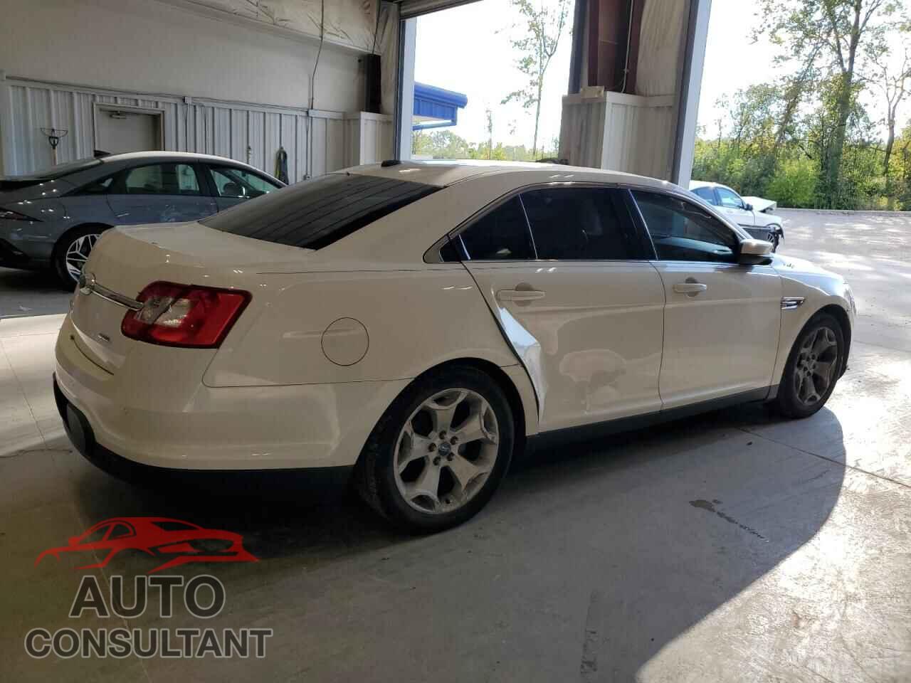 FORD TAURUS 2012 - 1FAHP2EW2CG138664