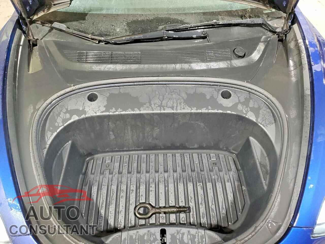 TESLA MODEL 3 2022 - 5YJ3E1EA8NF288722