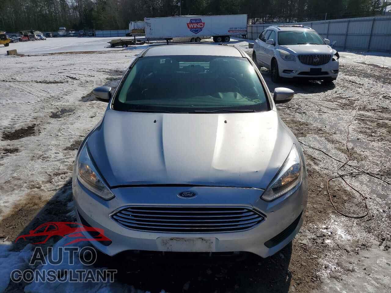 FORD FOCUS 2017 - 1FADP3F20HL298377