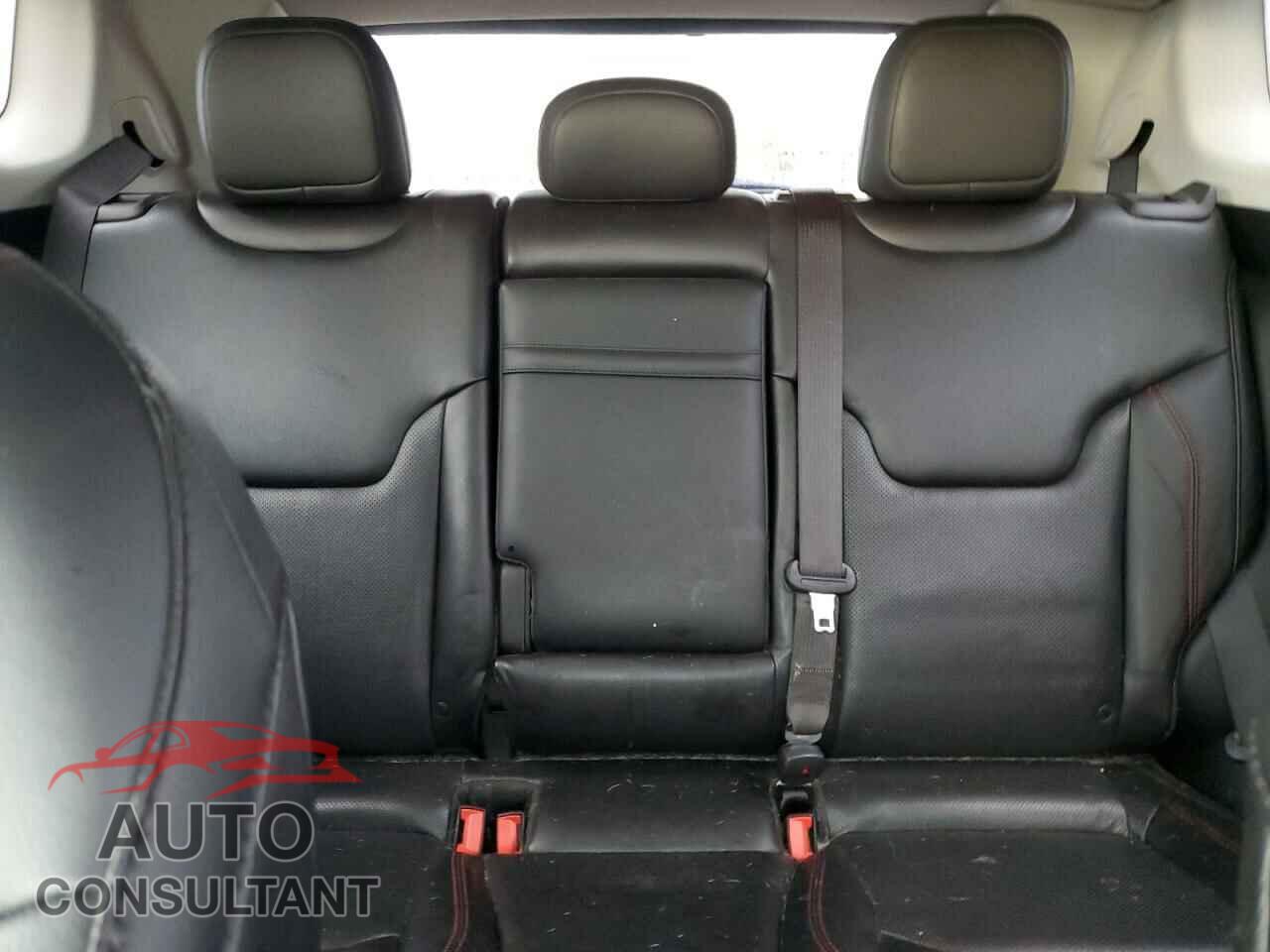JEEP COMPASS 2018 - 3C4NJDDB9JT501060