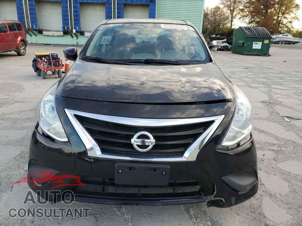 NISSAN VERSA 2017 - 3N1CN7AP3HL865985