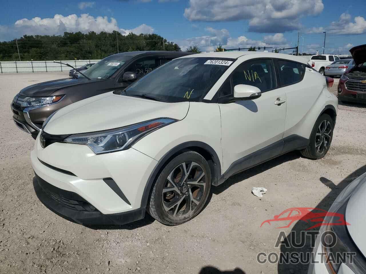 TOYOTA C-HR 2018 - NMTKHMBX1JR002274