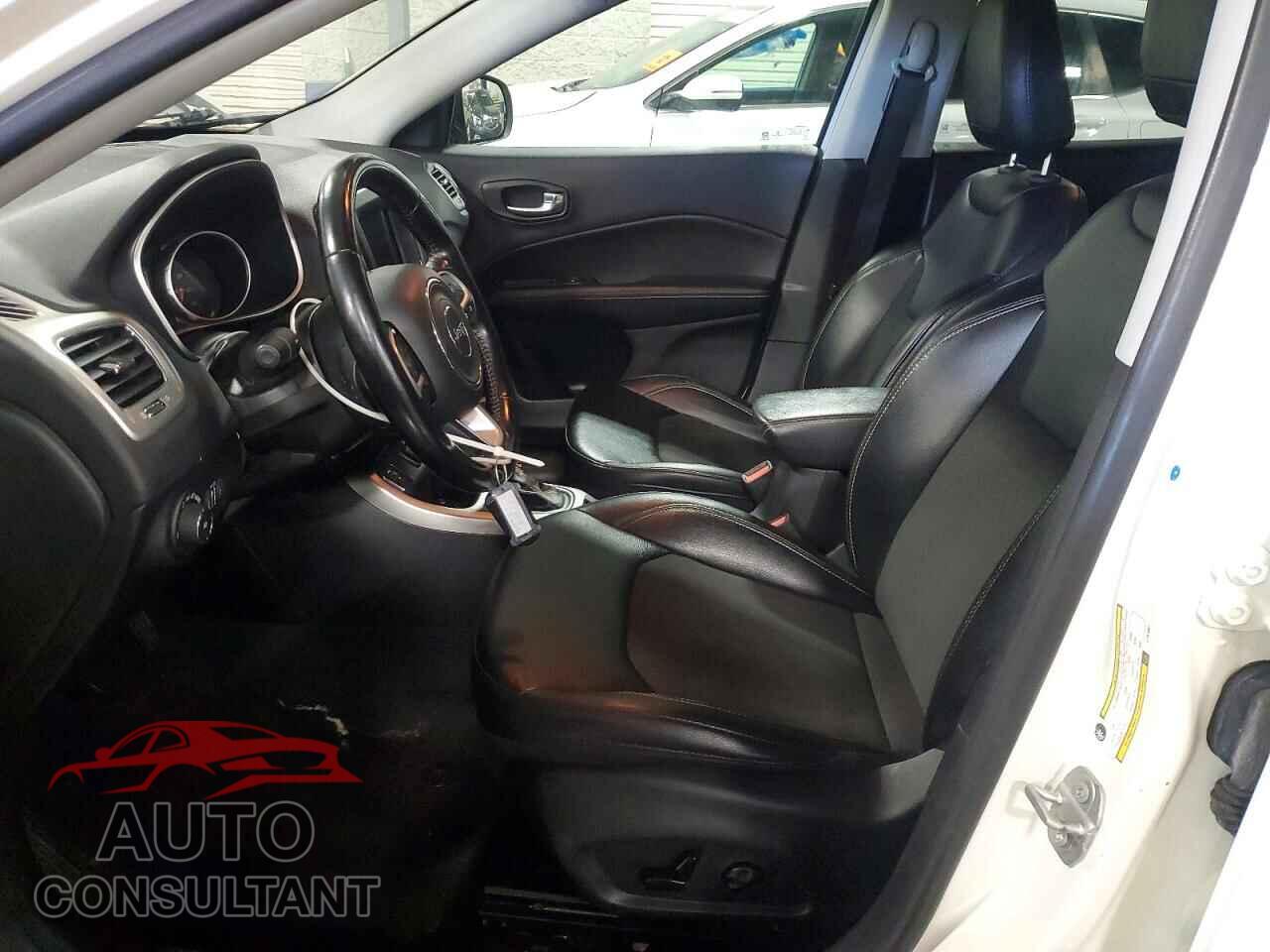JEEP COMPASS 2020 - 3C4NJCBB1LT151097