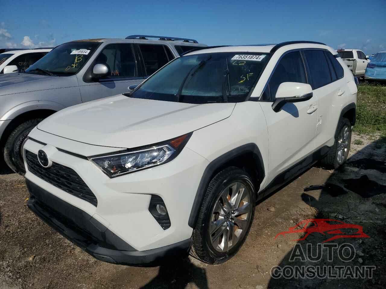 TOYOTA RAV4 2020 - JTMC1RFV4LD054156