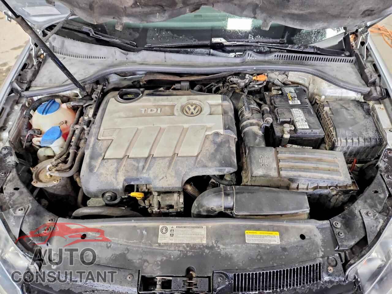 VOLKSWAGEN JETTA 2014 - 3VWPL7AJXEM624279