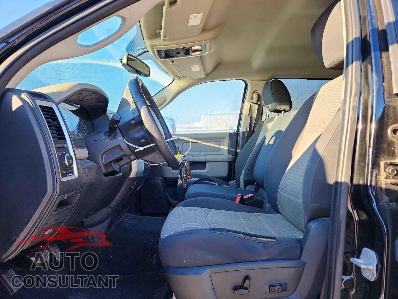 DODGE RAM 1500 2012 - 1C6RD7LT2CS171018