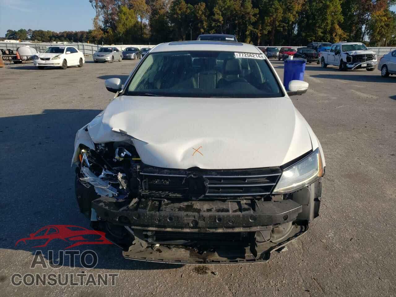 VOLKSWAGEN JETTA 2017 - 3VWDB7AJ5HM205203