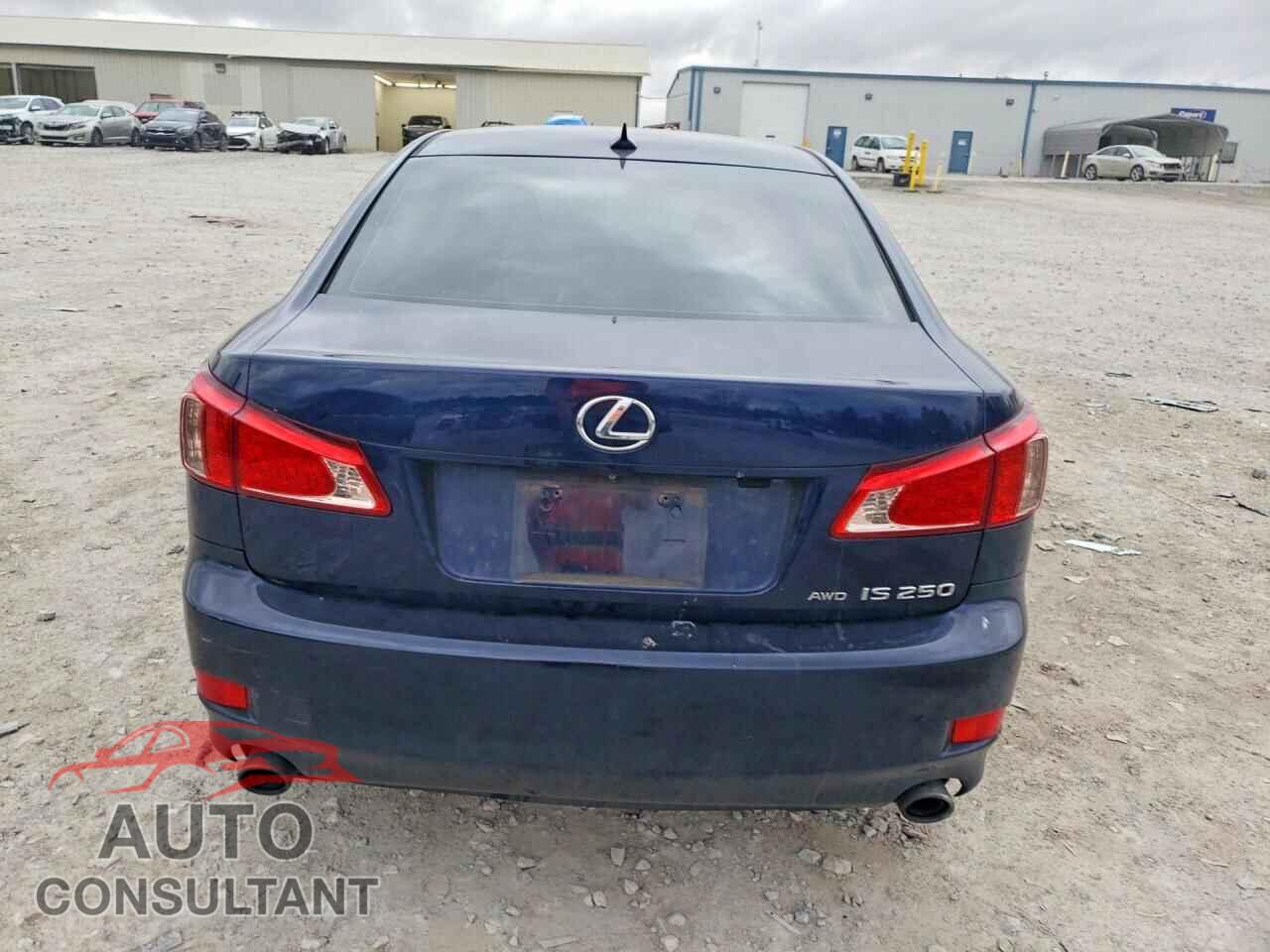 LEXUS IS 2011 - JTHCF5C24B2034955