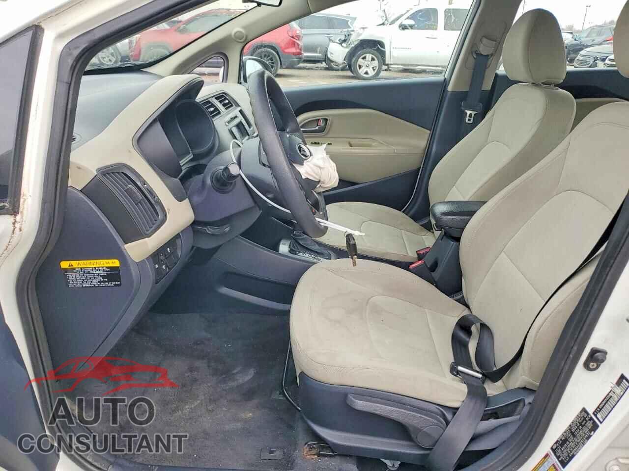 KIA RIO 2013 - KNADN4A32D6197577