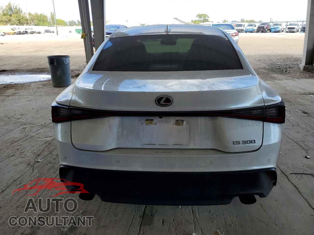 LEXUS IS 2024 - JTHCA1D2XR5131284