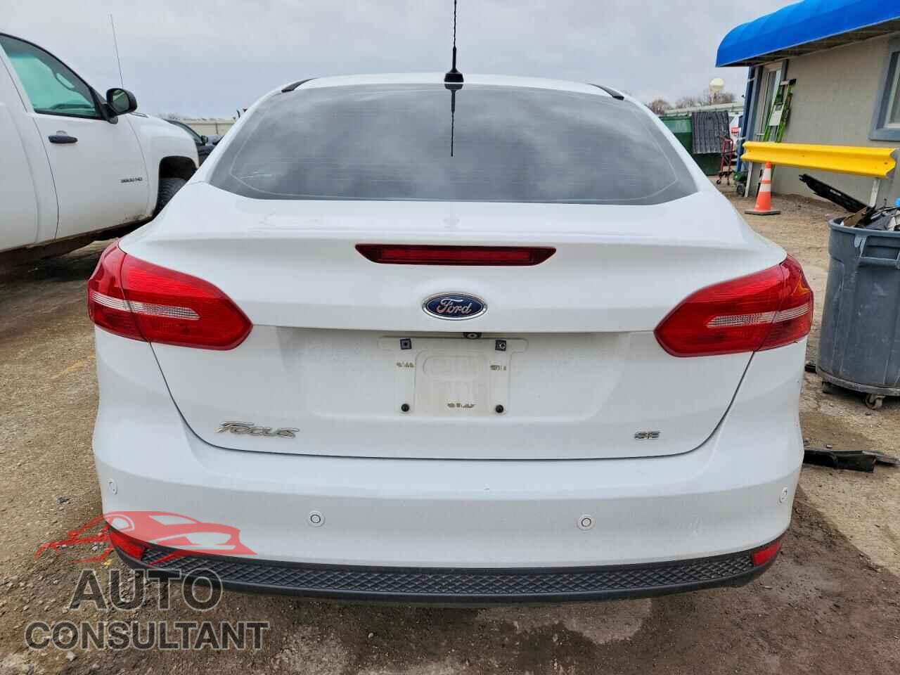 FORD FOCUS 2016 - 1FADP3F25GL225617