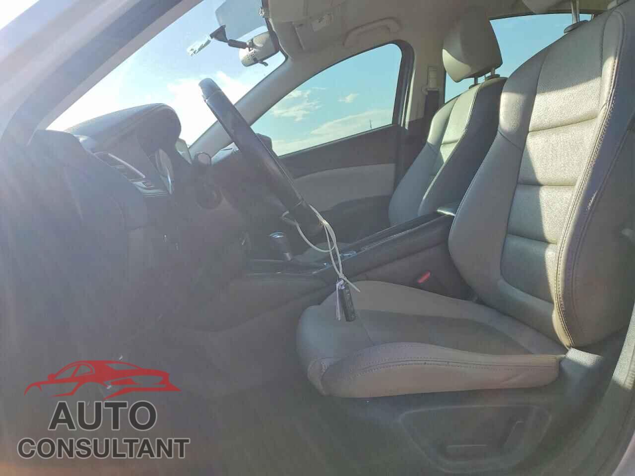MAZDA 6 2017 - JM1GL1V50H1121018