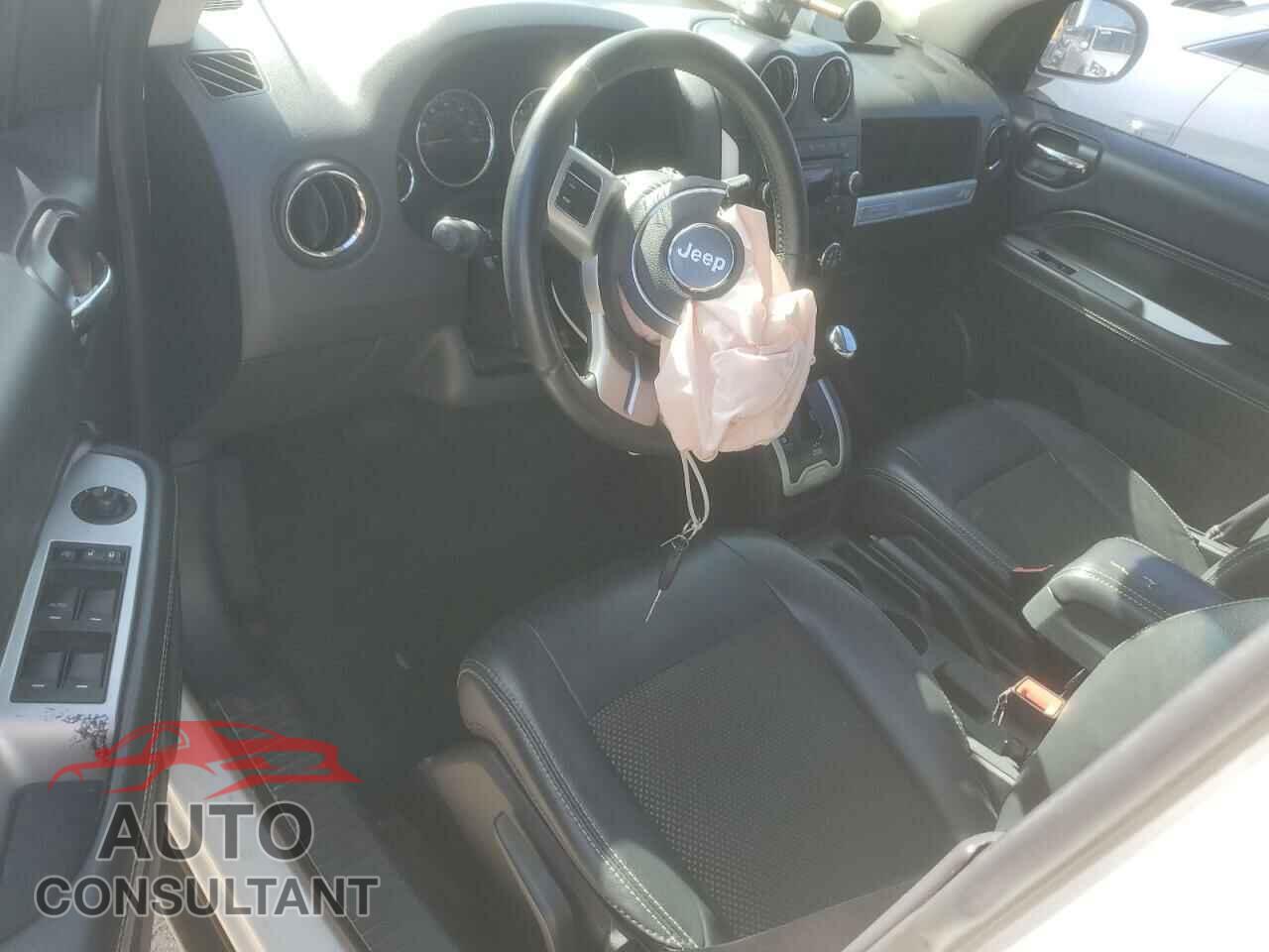 JEEP COMPASS 2017 - 1C4NJCEA3HD115573