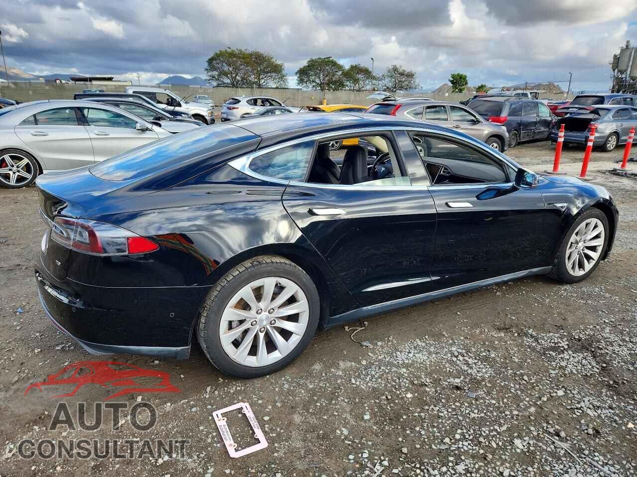 TESLA MODEL S 2016 - 5YJSA1E14GF132770