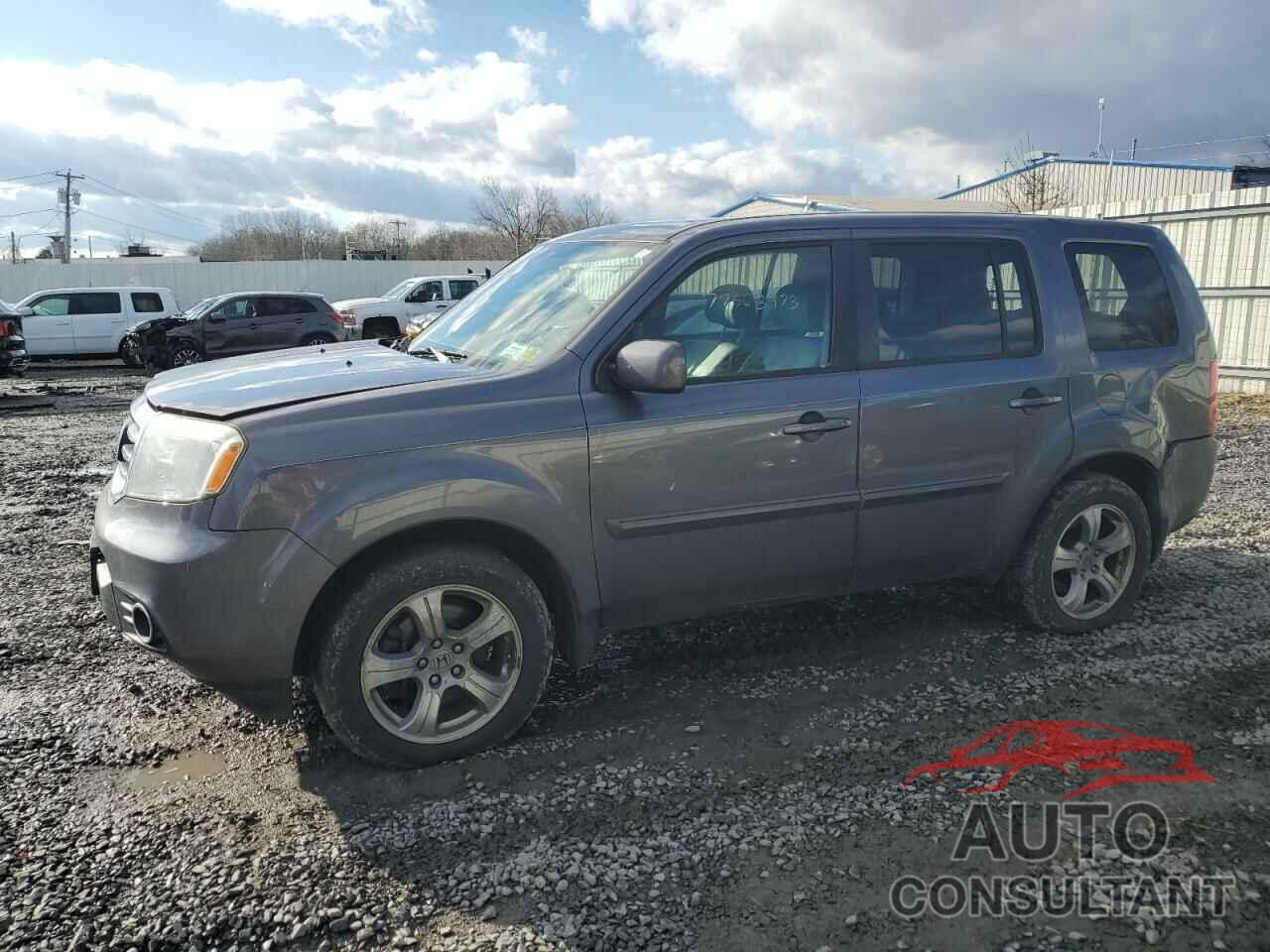 HONDA PILOT 2015 - 5FNYF3H52FB032879