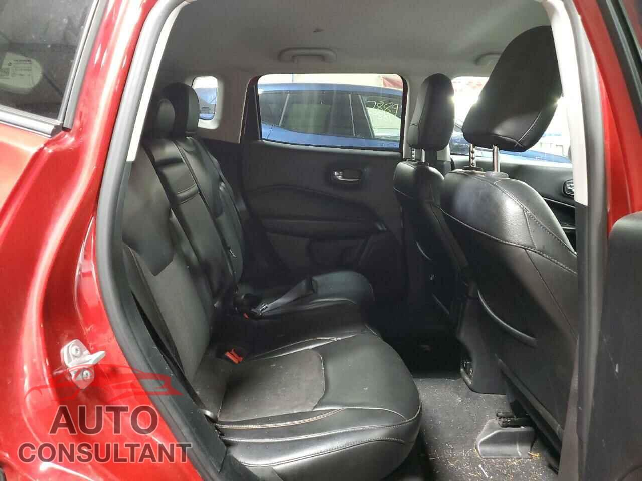 JEEP COMPASS 2018 - 3C4NJDBB2JT359881