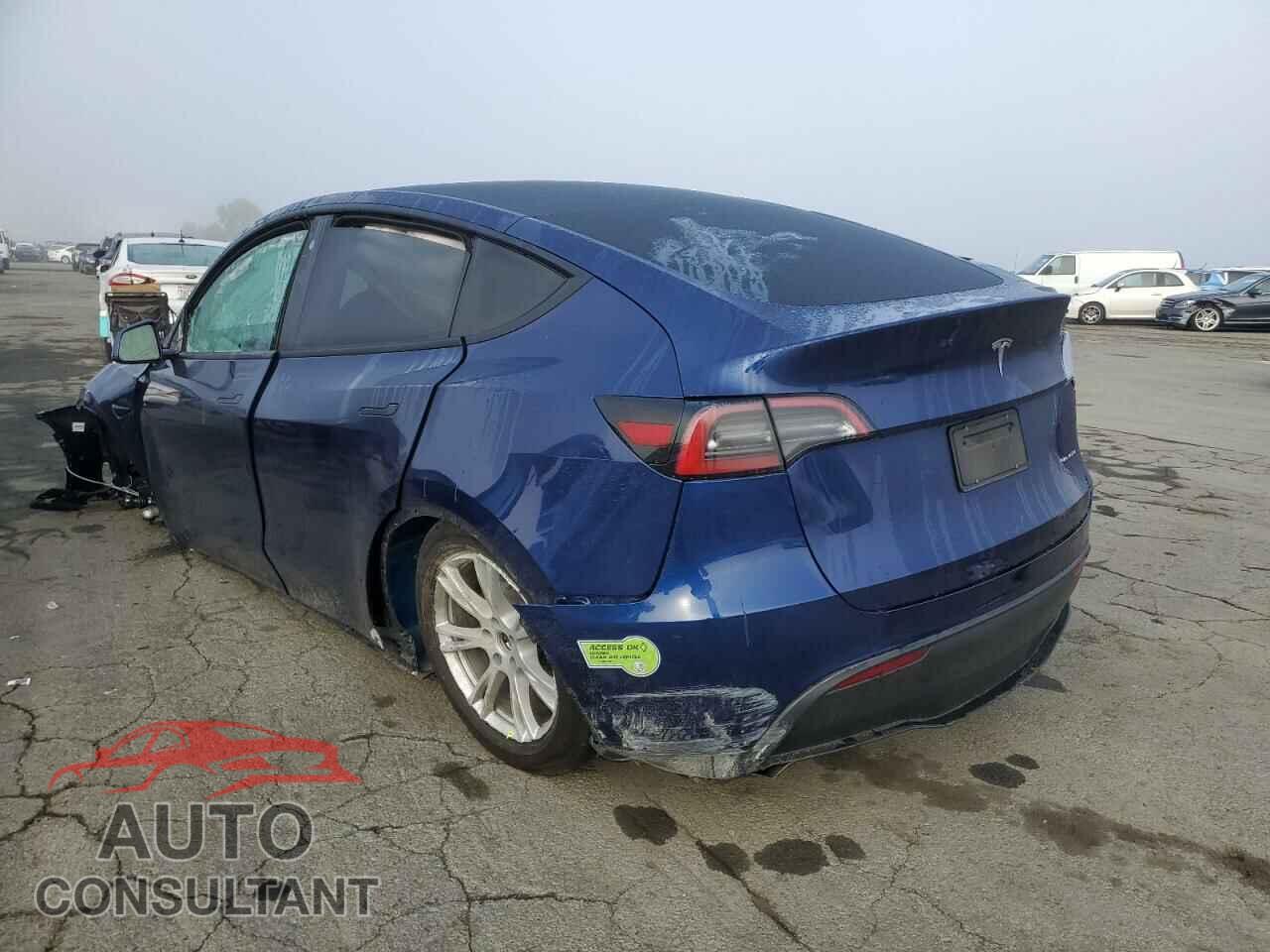 TESLA MODEL Y 2023 - 7SAYGAEE7PF634672