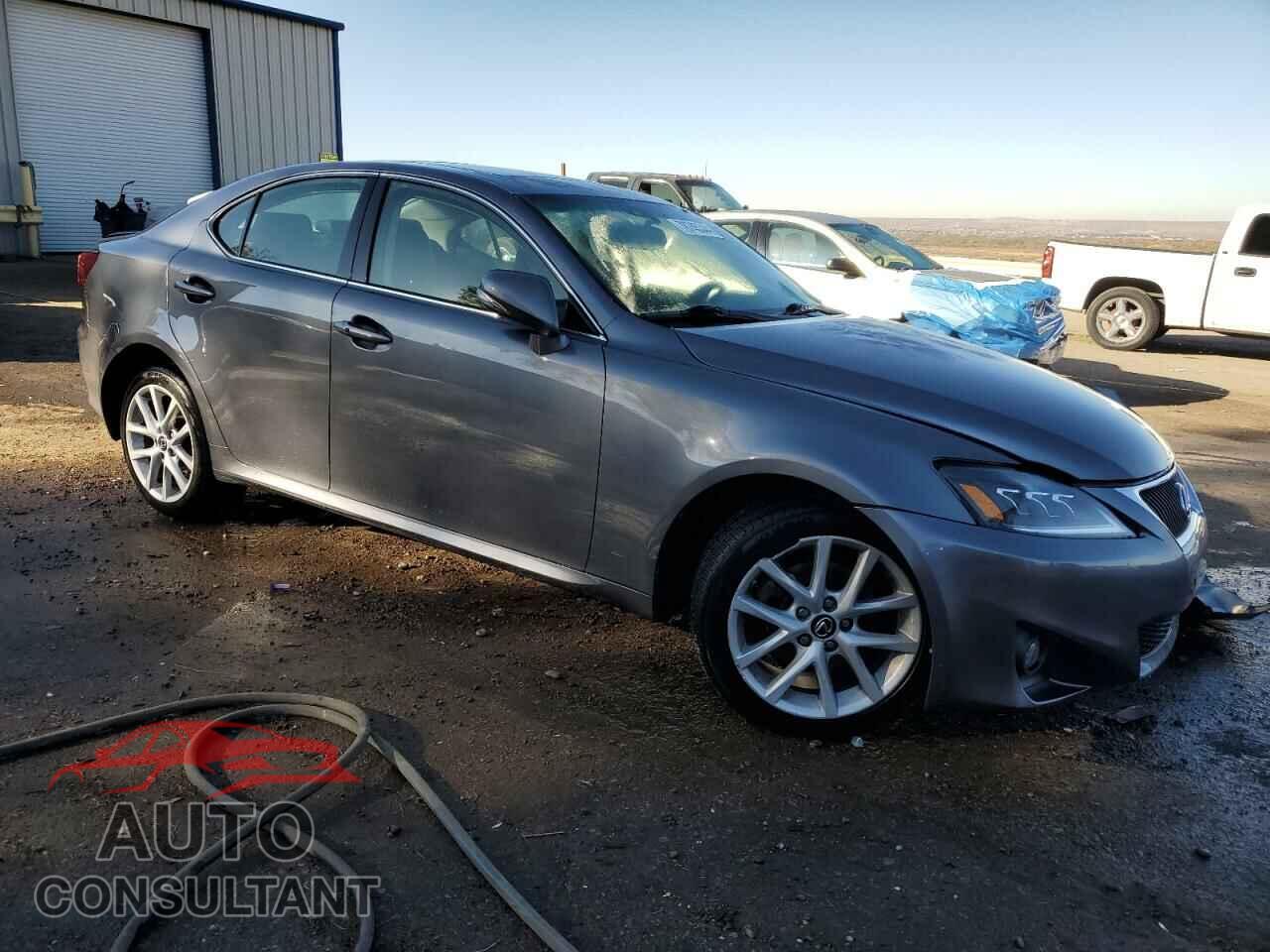 LEXUS IS 2012 - JTHCF5C29C5057972
