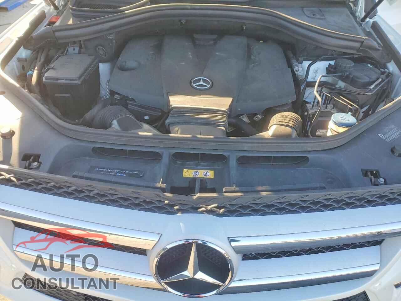 MERCEDES-BENZ GL-CLASS 2015 - 4JGDF2EE8FA531297